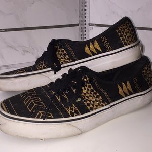 Ltd. Edition Tribal Glitter Vans ✨